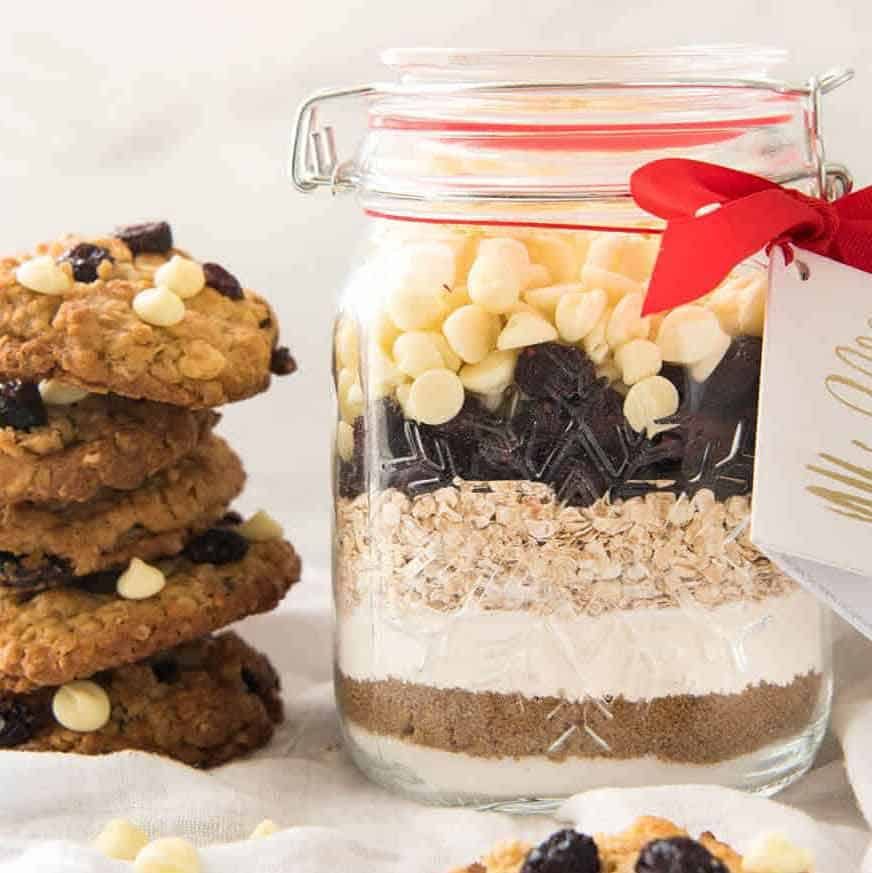 Cookie Mix In a Jar: White Chocolate Cranberry Cookies Recipe