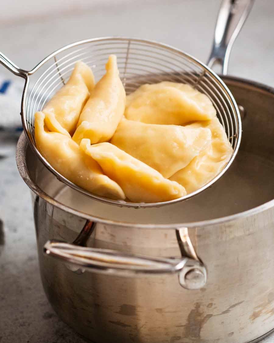Pierogi – Polish dumplings Recipe Cooking Pierogi Ruskie (Polish Dumplings)