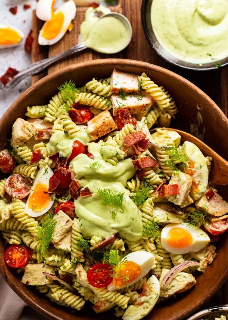 The most amazing avocado pasta salad Recipe