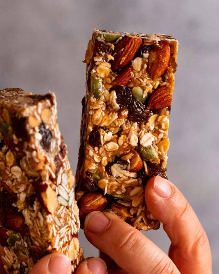 Chewy muesli bars (granola bars) Recipe