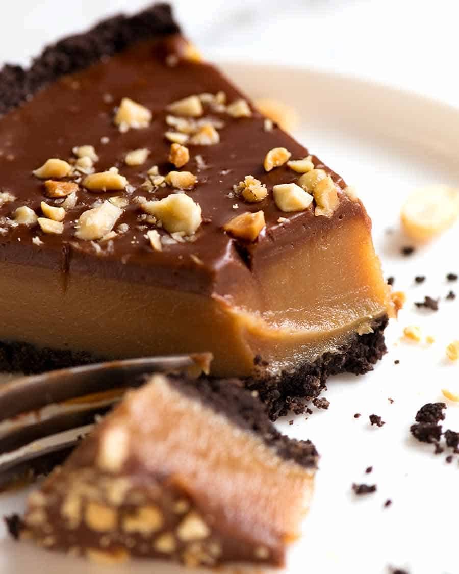 Peanut butter caramel pie 4a.jpg