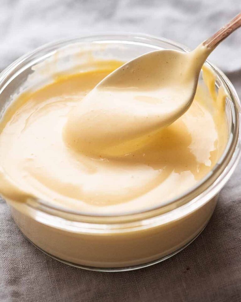 Hollandaise Sauce (Quick, easy, foolproof) Recipe