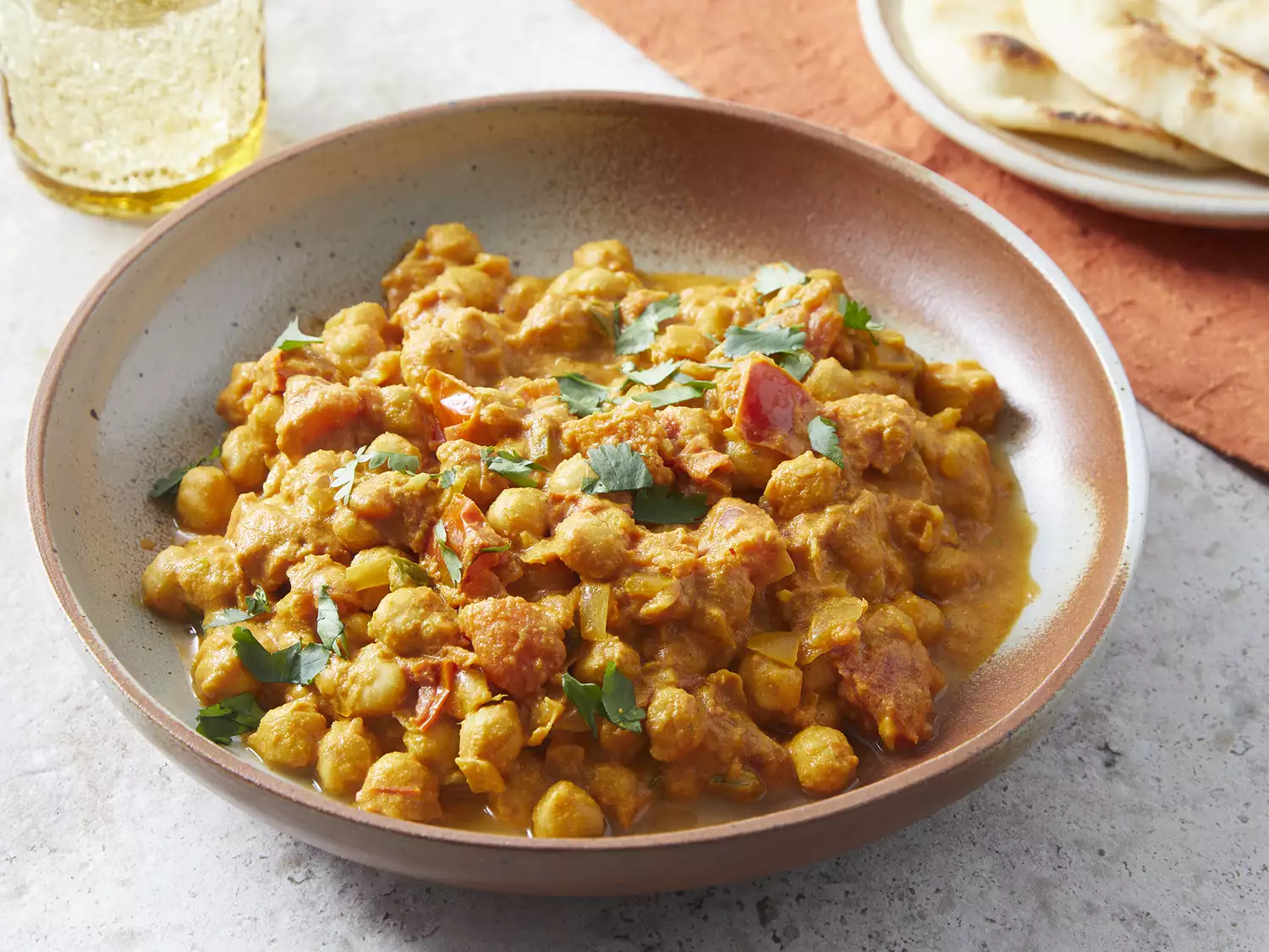 Close up on a bowl of chana masala