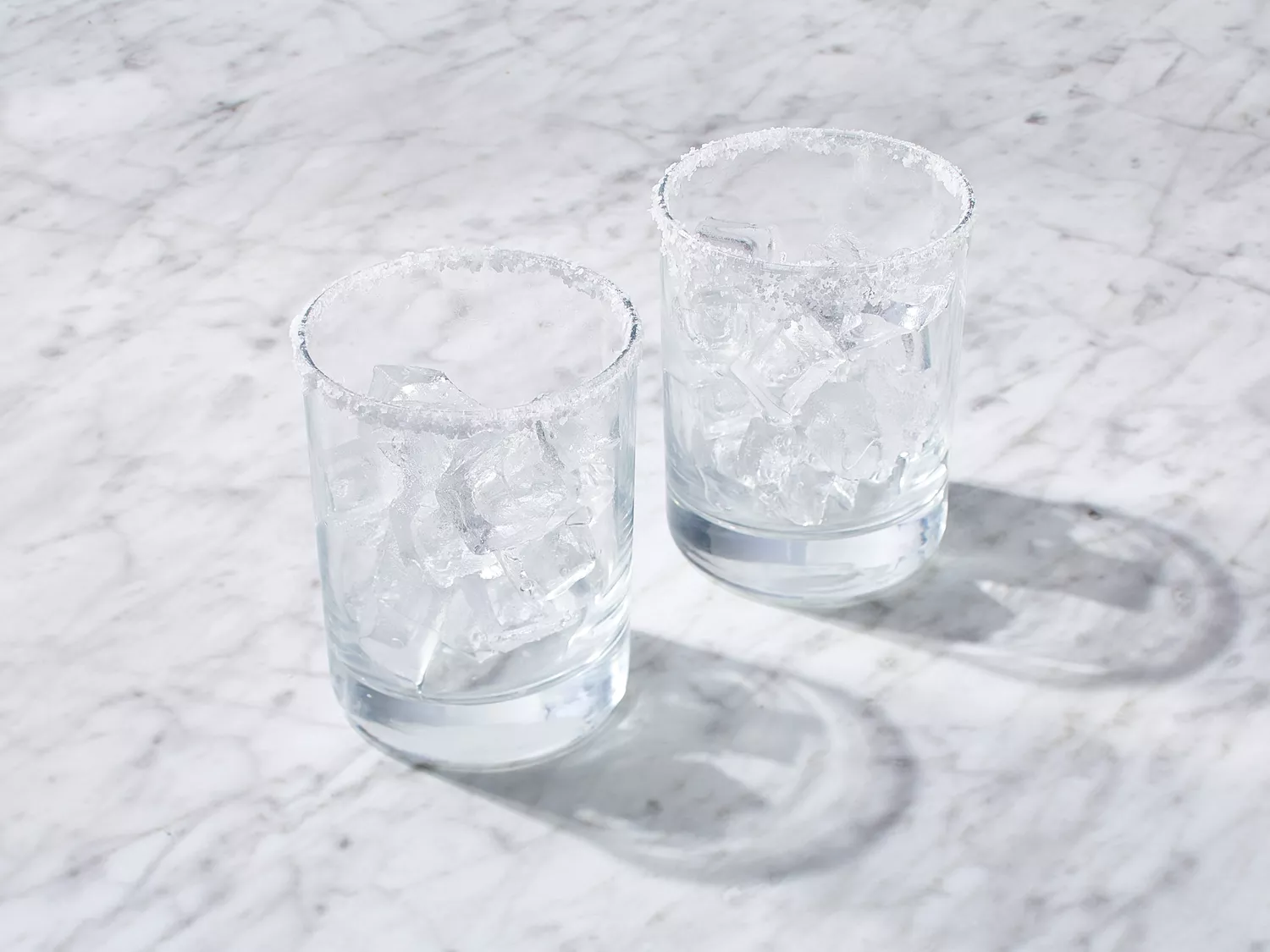 glassed filled with ice