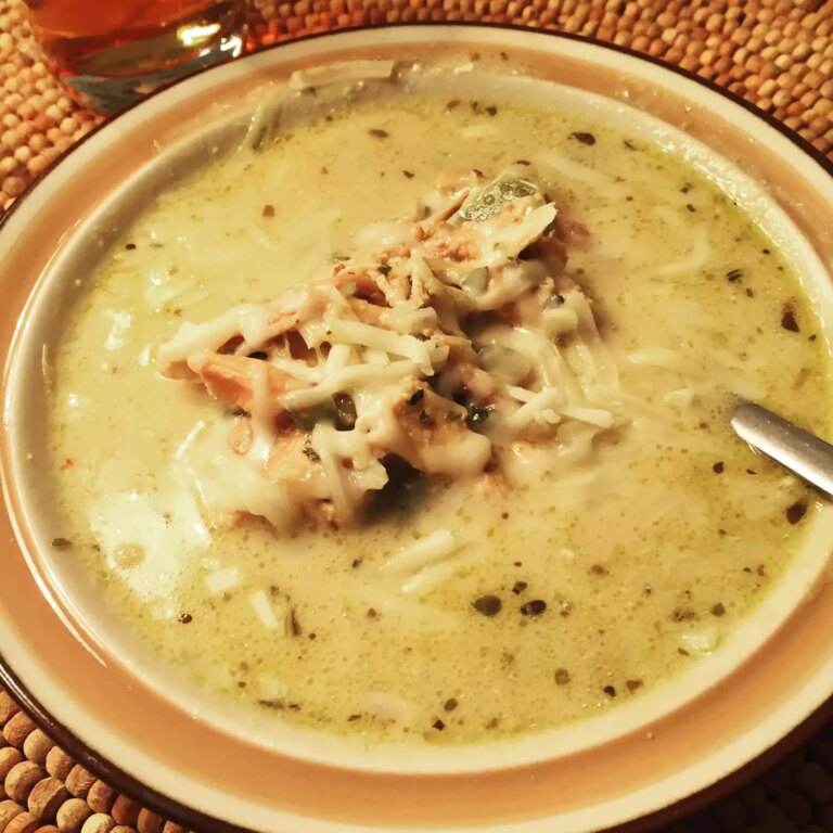 Creamy white chicken chili with salsa verde