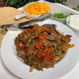 Slow cooker steak fajitas