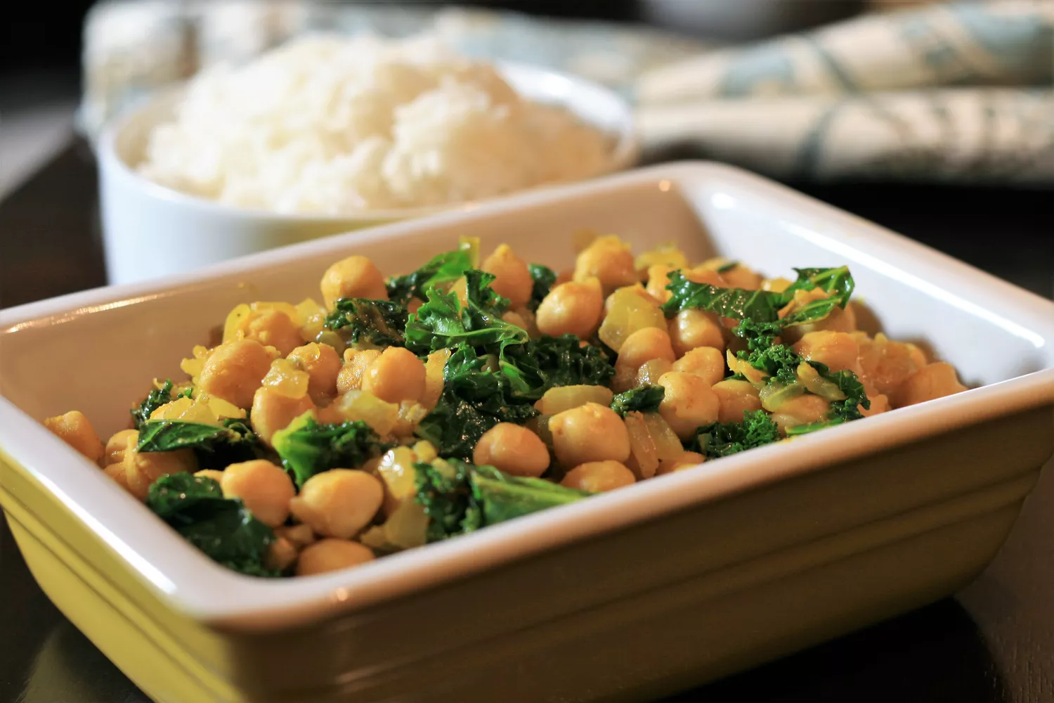 Indian kale with chickpeas
