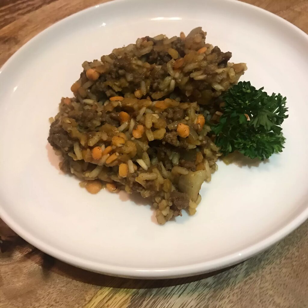 Ground beefÂ lentil curry