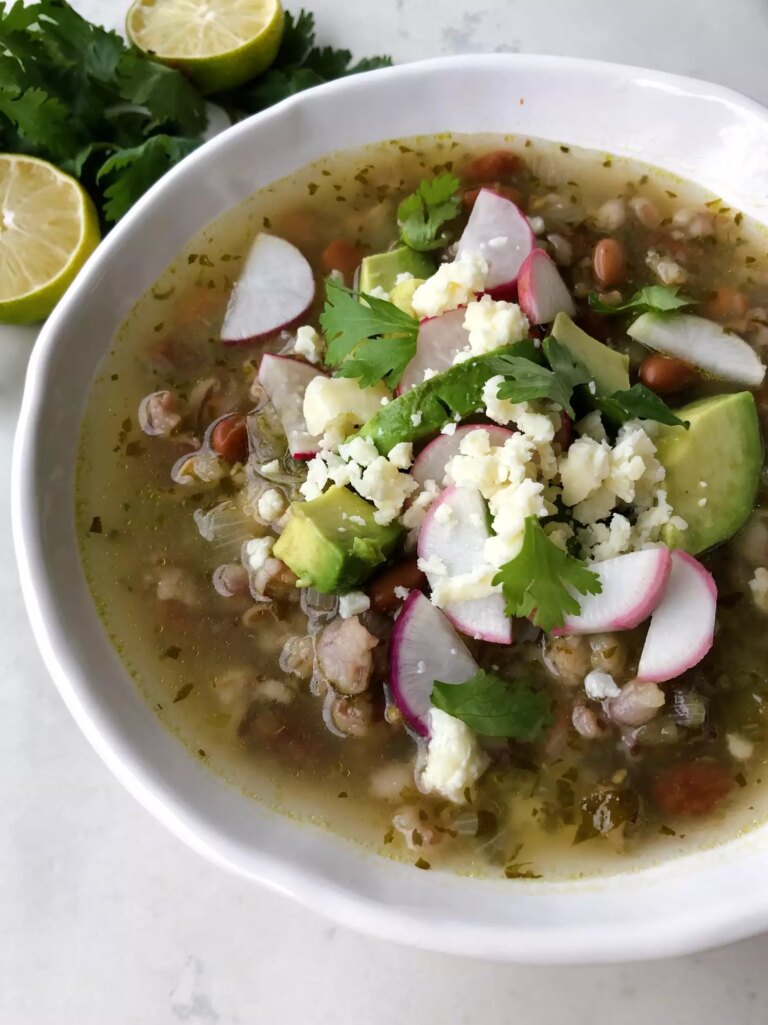 Instant pot® vegetarian pozole verde