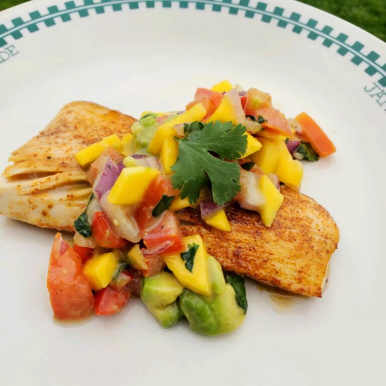 Healthy fish tacos with mango salsa