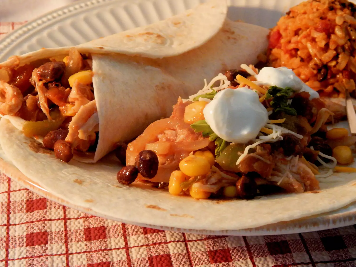 Slow cooker mexican pulled chicken