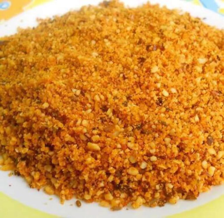 Shengdana chutney (dry peanut chutney)