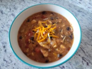 Cheesy chicken enchilada soup