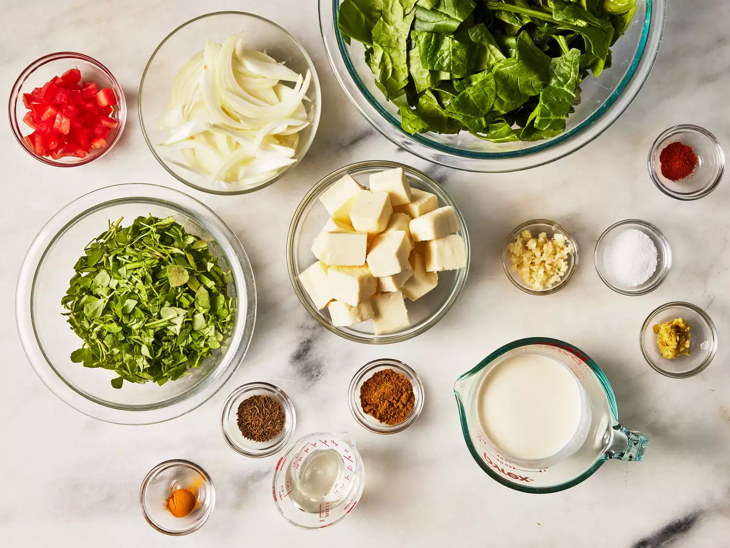 Ingredients to make authentic saag paneer