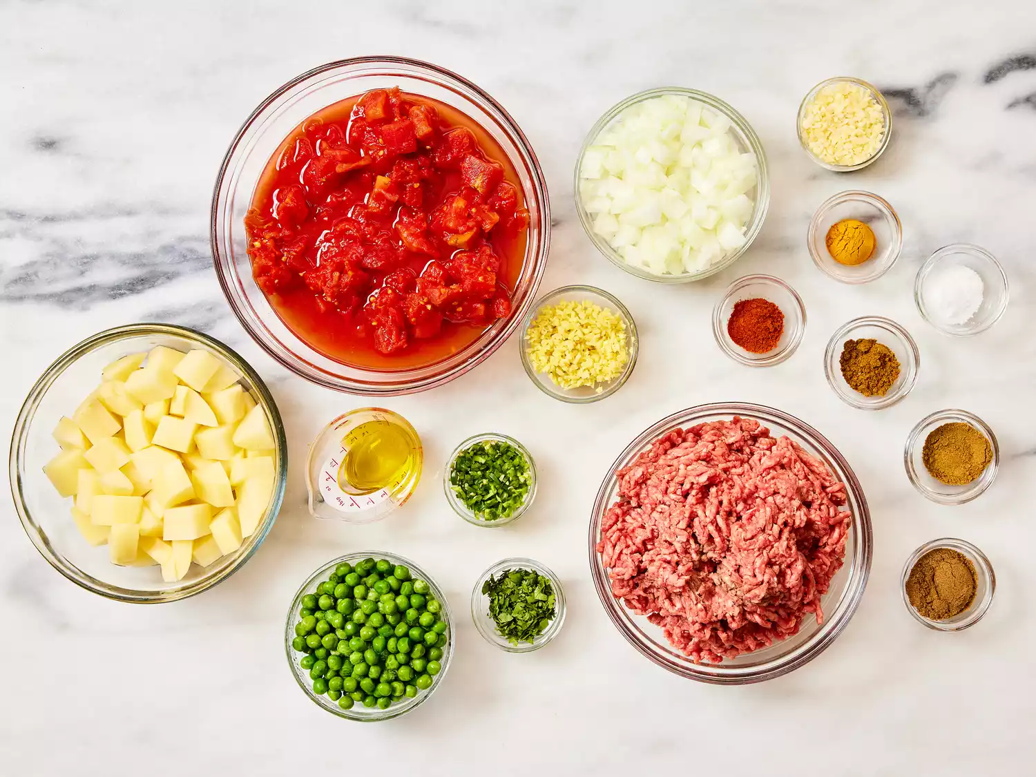 Ingredients to make keema aloo