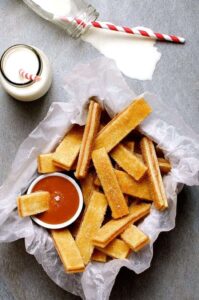 Baked apple pie fries with salted caramel dipping sauce 2.jpg