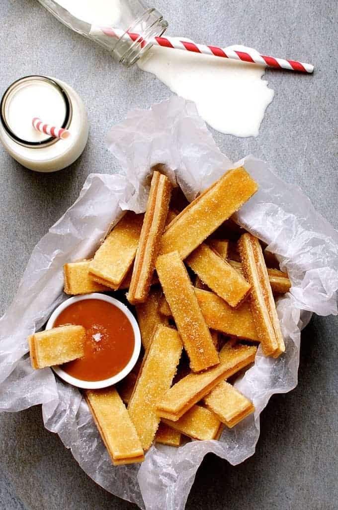 Baked apple pie fries with salted caramel dipping sauce 2.jpg