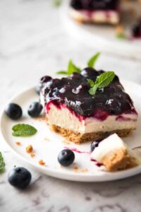 Blueberry cheesecake bars no bake 30.jpg