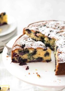 Blueberry lemon yoghurt cake 6a.jpg