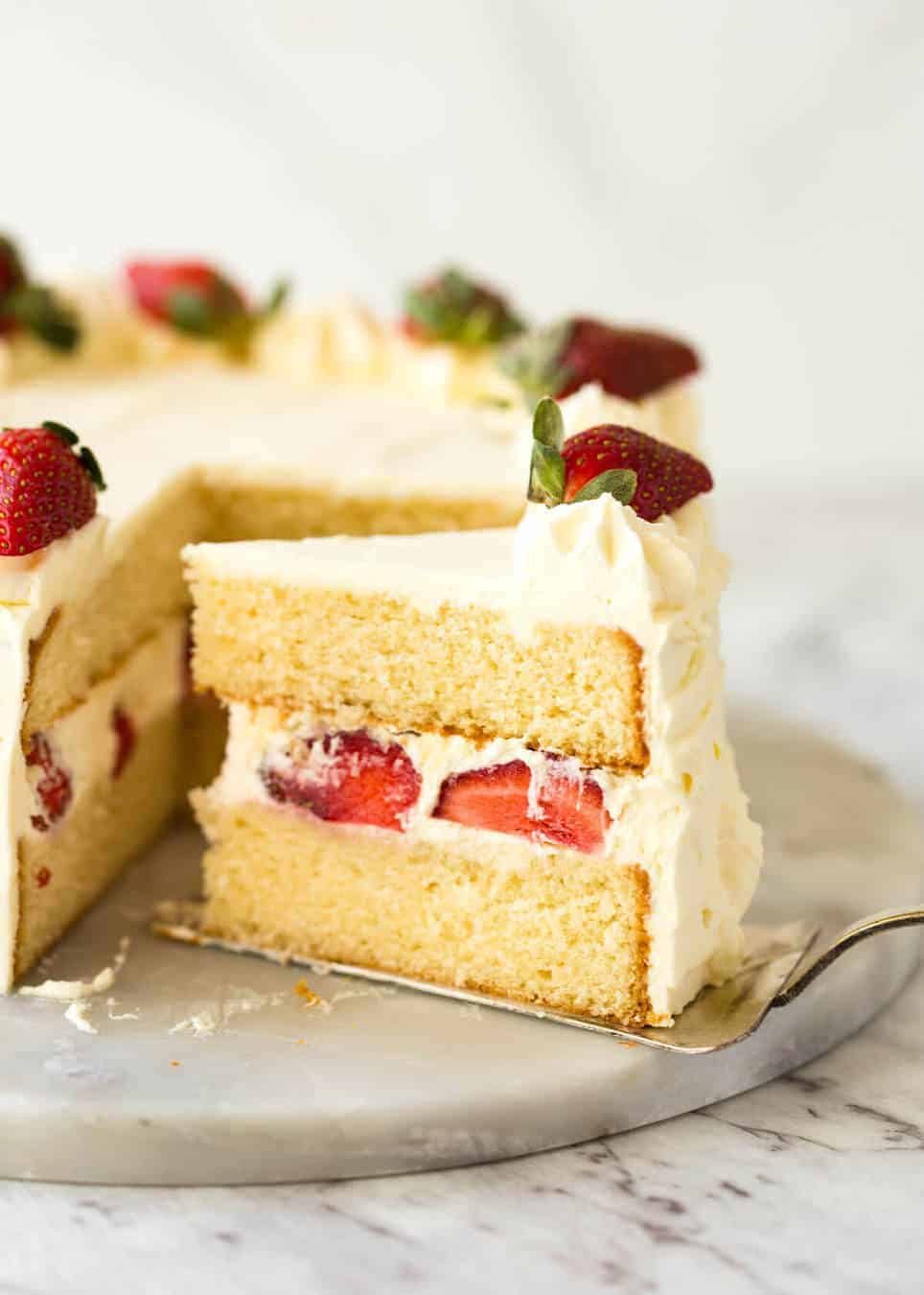 Vanilla sponge cake 2.jpg