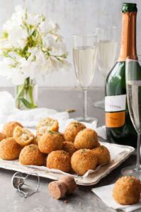 Cheesy italian arancini balls 600px featured.jpg
