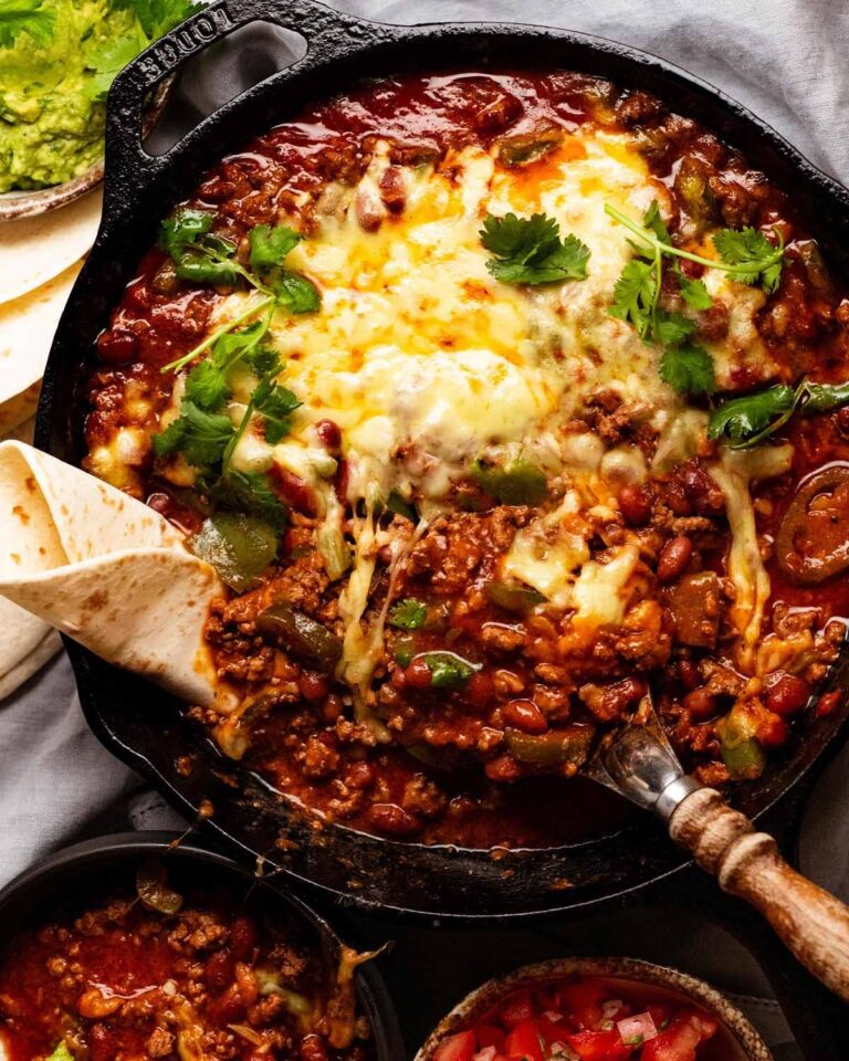 Cheesy Mexican beef and bean bake Recipe