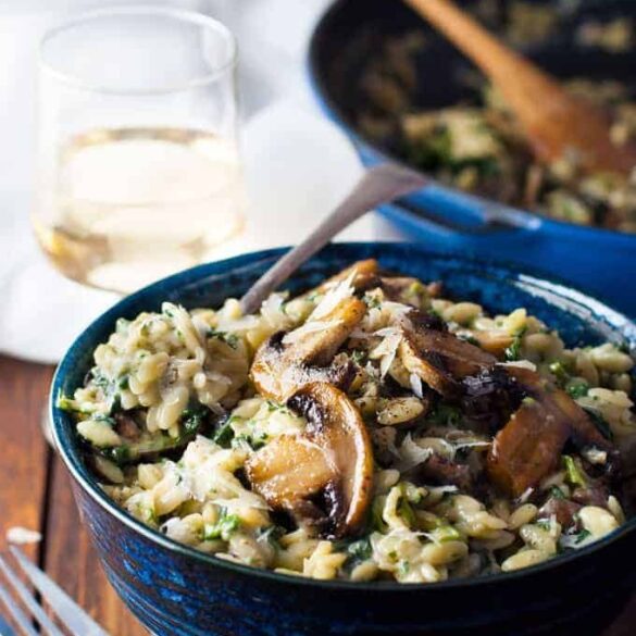 Creamy Mushroom and Spinach Orzo (Risoni) (One Pot) Recipe