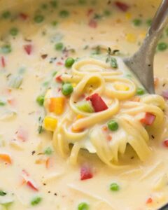 Cream of vegetable soup with noodles 1a.jpg