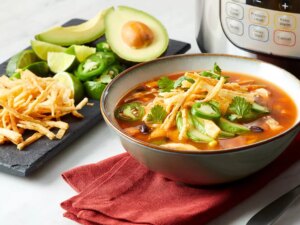 Instant pot chicken tortilla soup