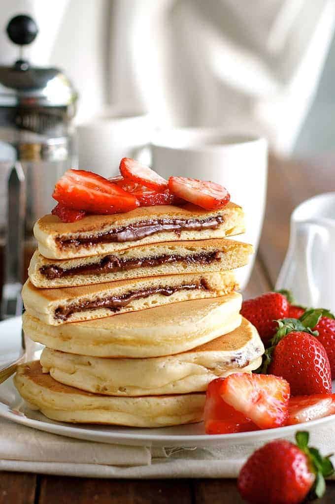 Nutella stuffed pancakes 680px 1.jpg