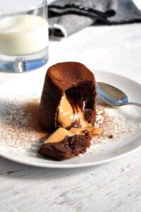 Peanut butter chocolate lava molten cake 2.jpg