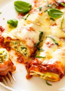 Spinach ricotta cannelloni 1 copy 1.jpg