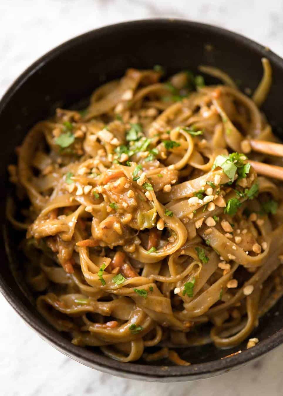 Stir fried noodles with peanut sauce 6.jpg