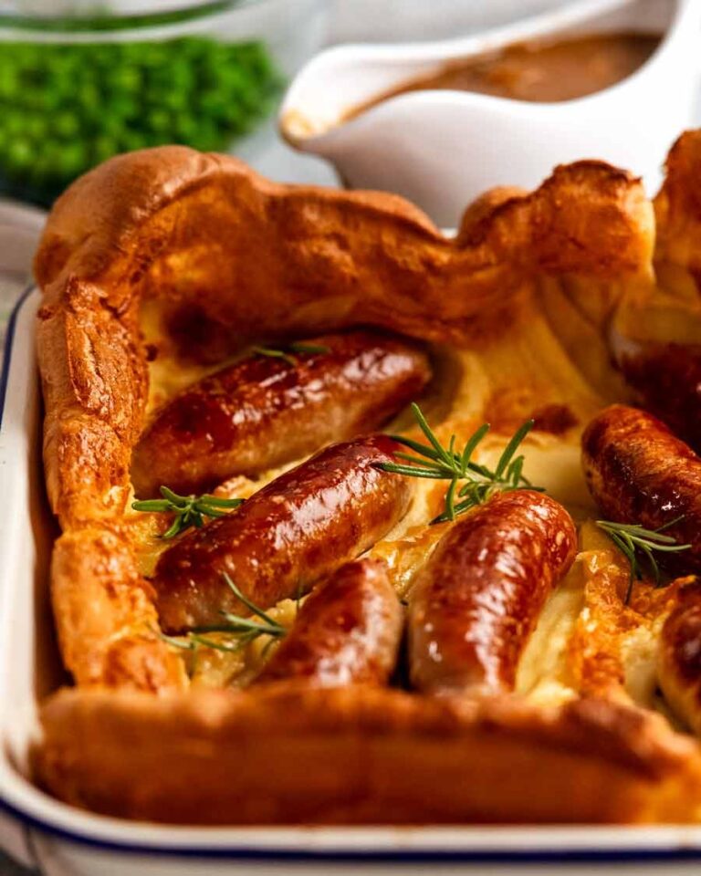 Toad in the hole – UK cookbook release!🎉 Recipe