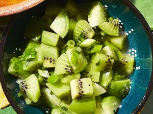 Kiwi tomatillo salsa in blue bowl