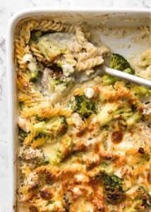 Ultra lazy creamy chicken pasta bake 2.jpg