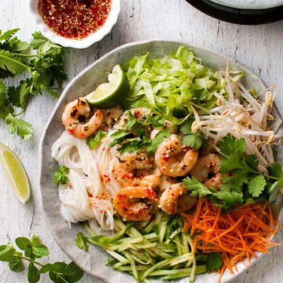 Vietnamese Noodle Salad with Shrimp (Prawn) Recipe